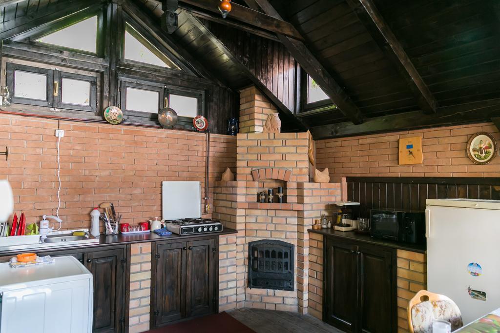 Отель Casa Cu Cerdac Сигишоара Экстерьер фото